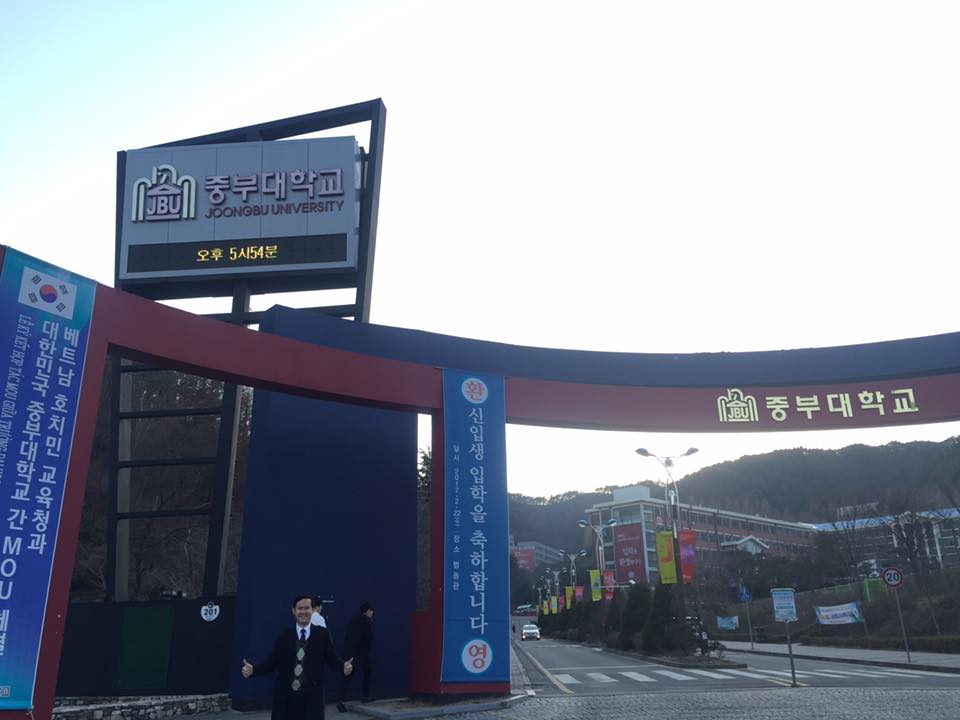 dai-hoc-joong-bu (3)